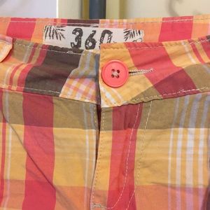 Beach short by 360 Surf